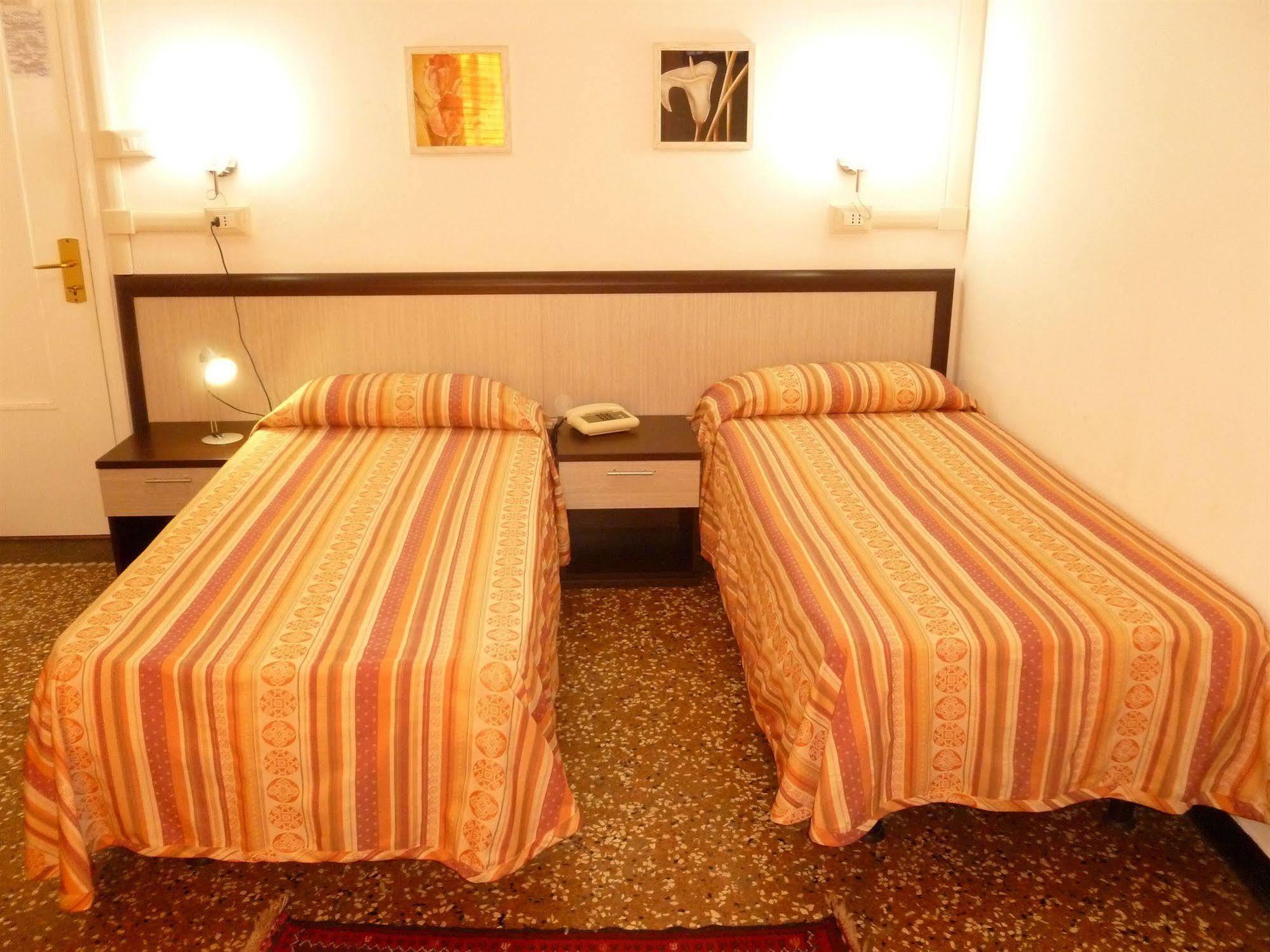 Hotel Agnello D'Oro Genova المظهر الخارجي الصورة
